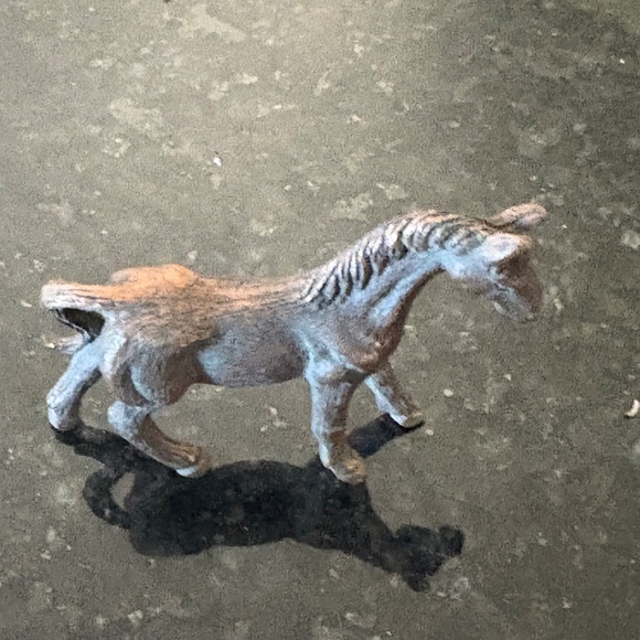 Vintage America Horse Roy Rogers Trigger Action & Pewter Horse Figurine Duo - Picture 6 of 12